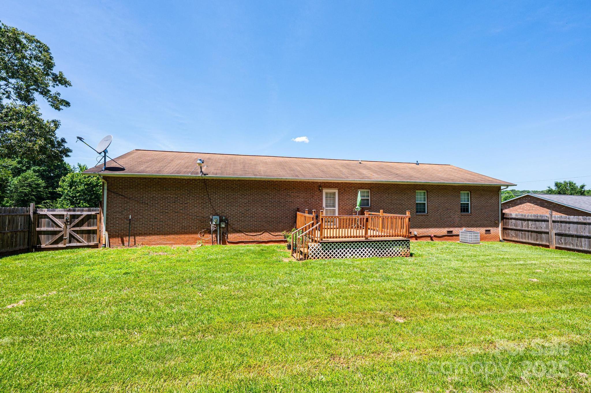 4128 River Run Circle