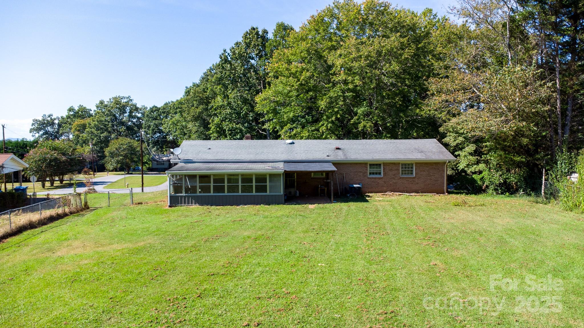 194 Hillsboro Road