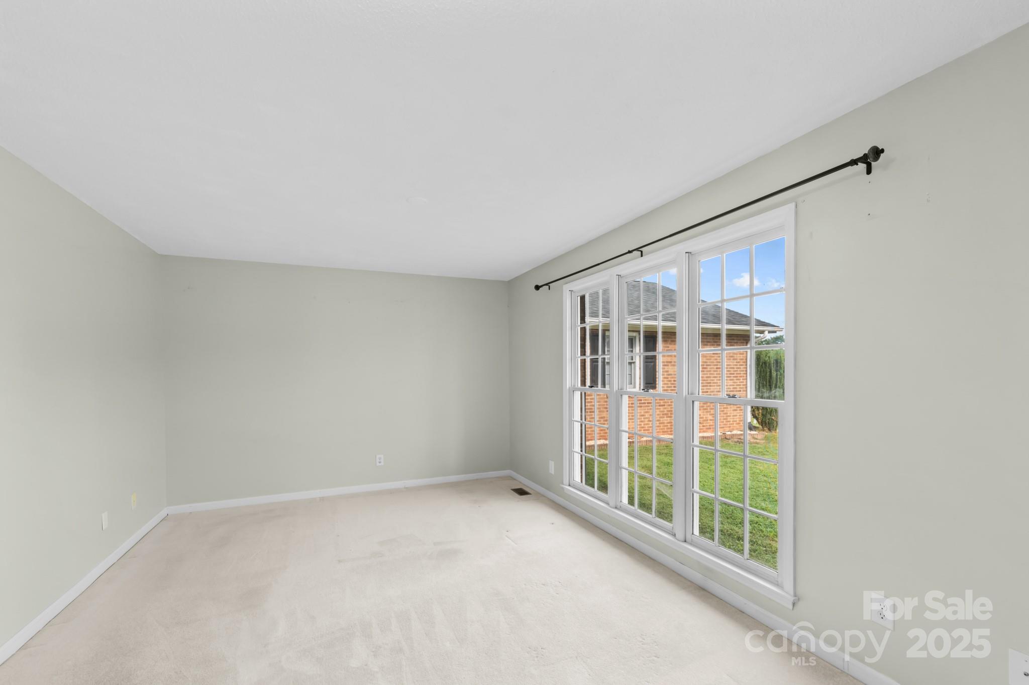 1173 Hidden Lake Drive