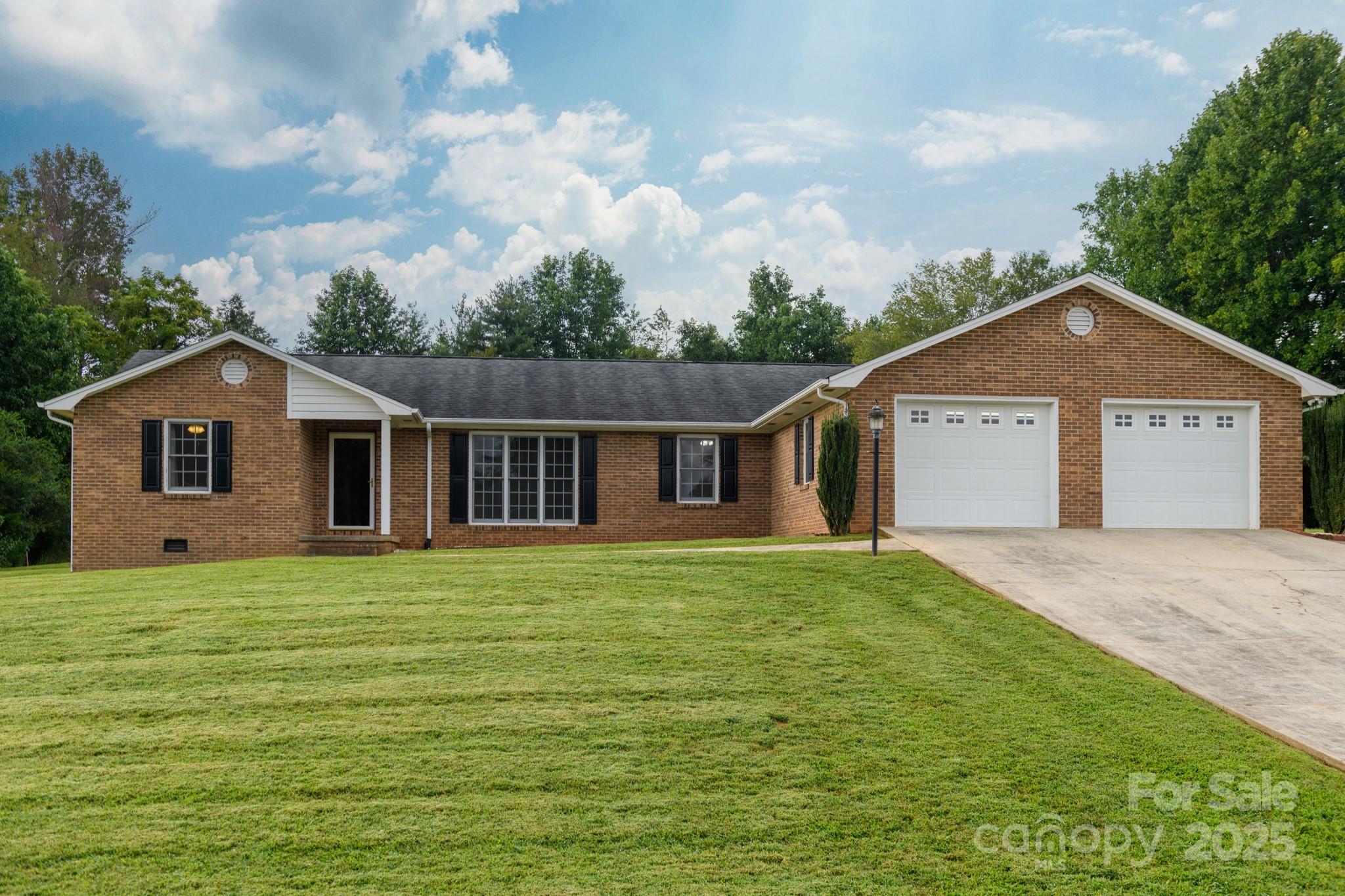 1173 Hidden Lake Drive