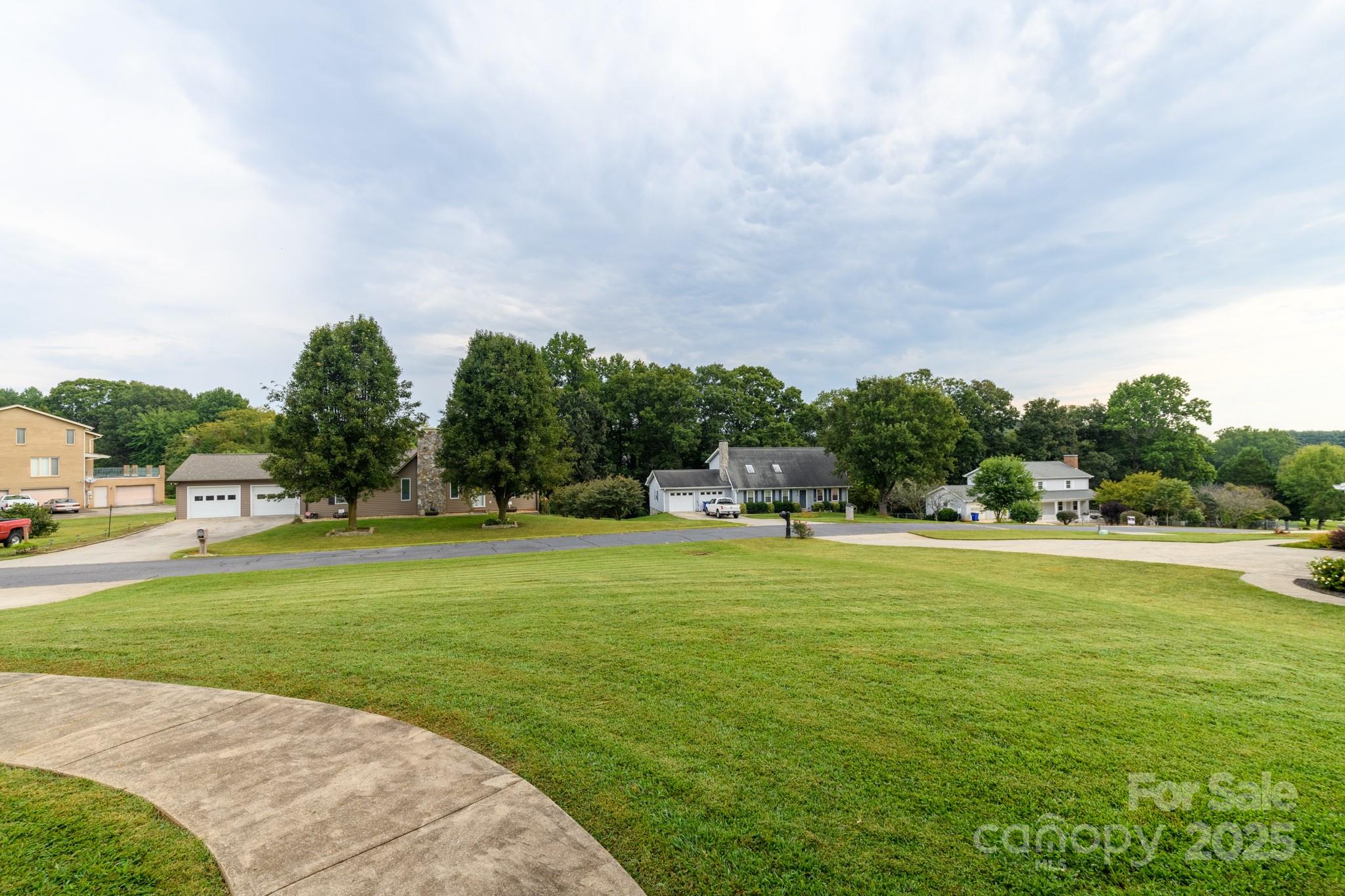 1173 Hidden Lake Drive