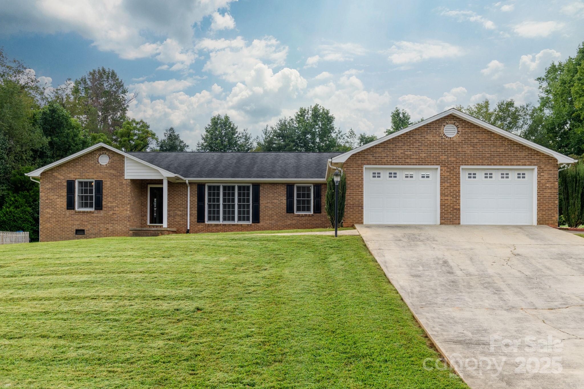 1173 Hidden Lake Drive