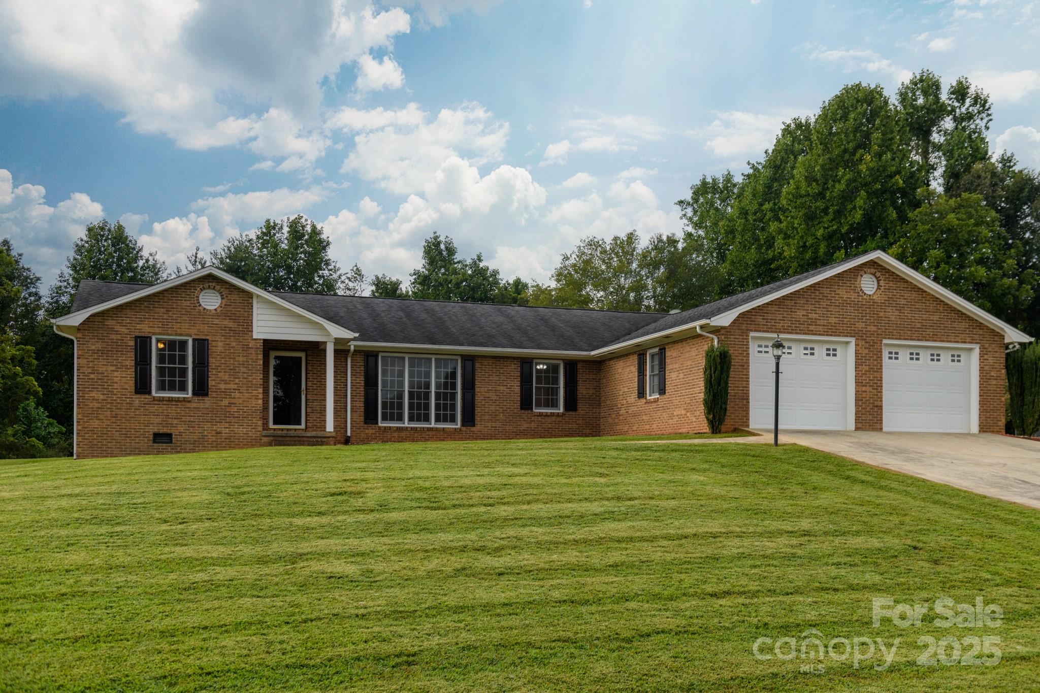 1173 Hidden Lake Drive