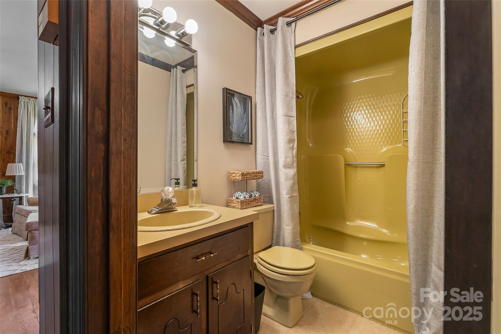 2107 St James Church Road