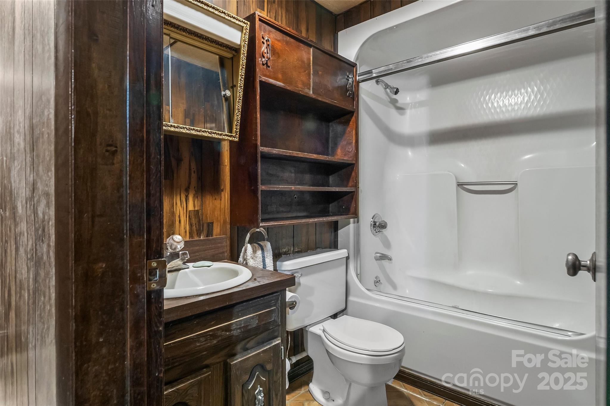 2107 St James Church Road