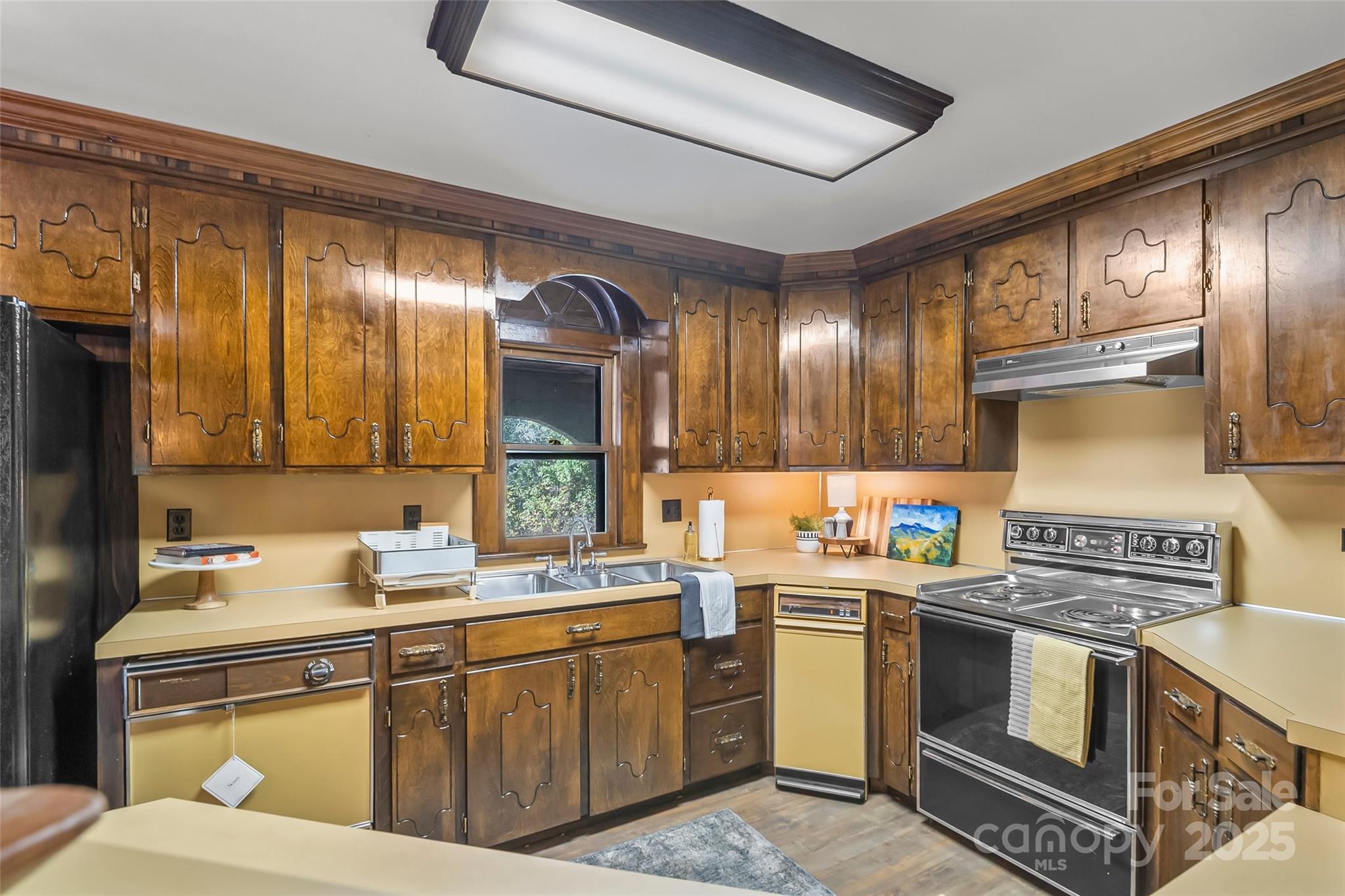 2107 St James Church Road