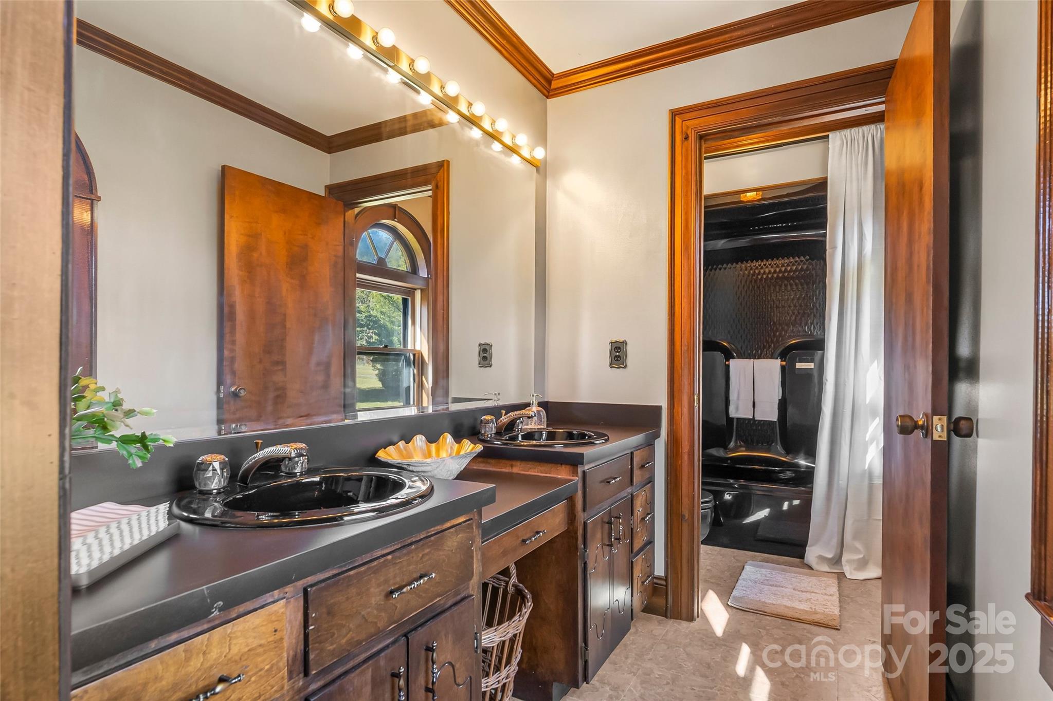 2107 St James Church Road