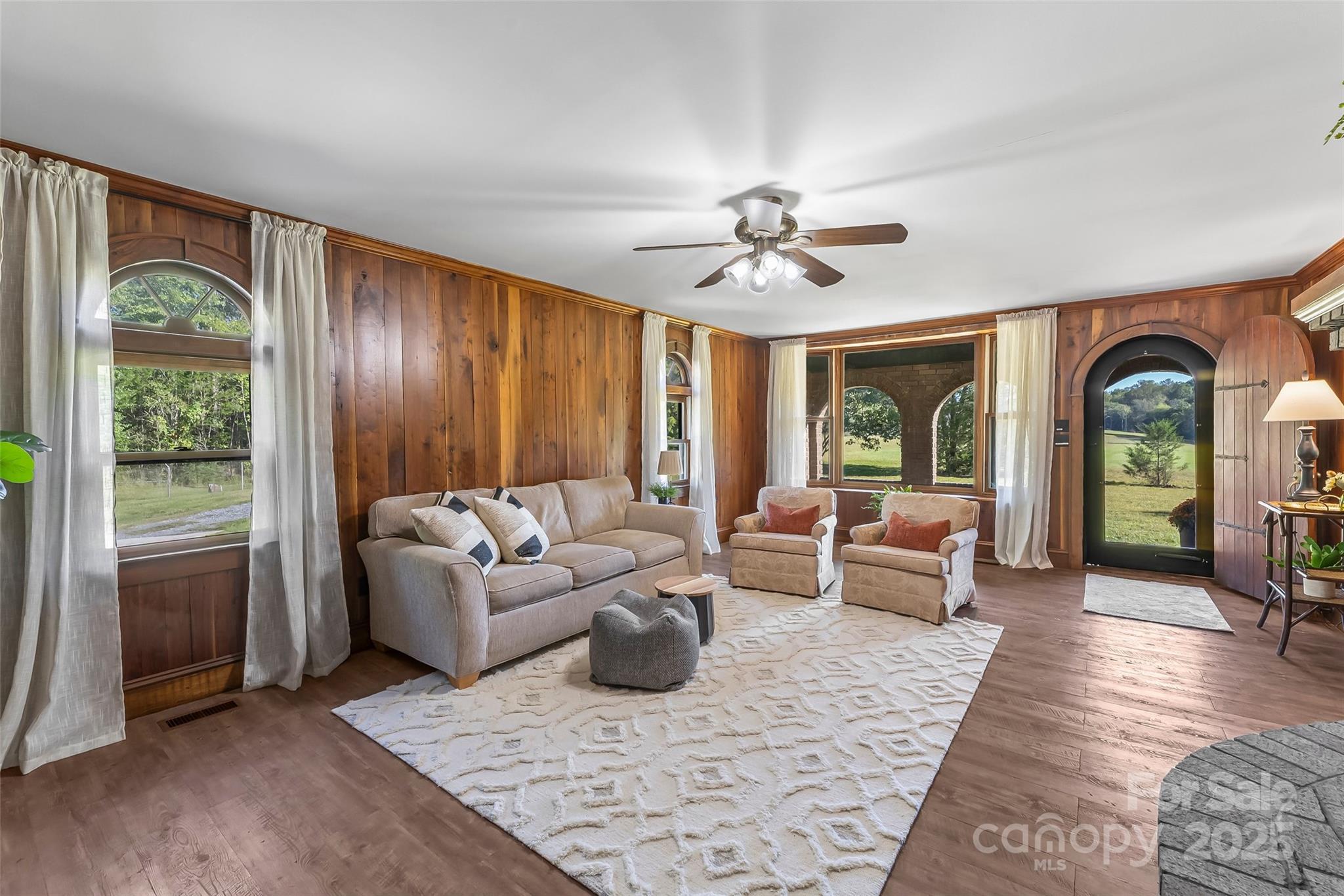 2107 St James Church Road