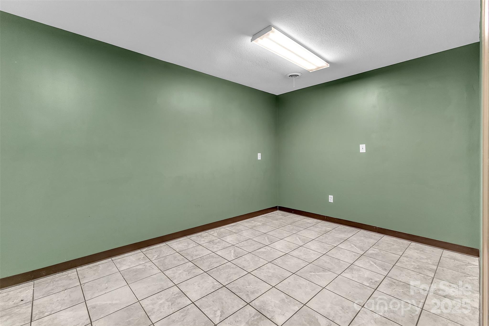 60 2nd Avenue SW