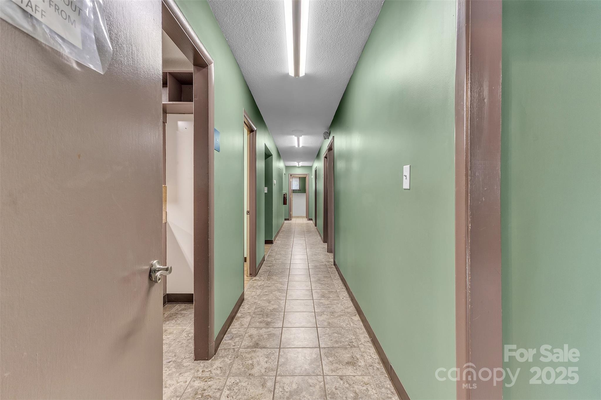 60 2nd Avenue SW