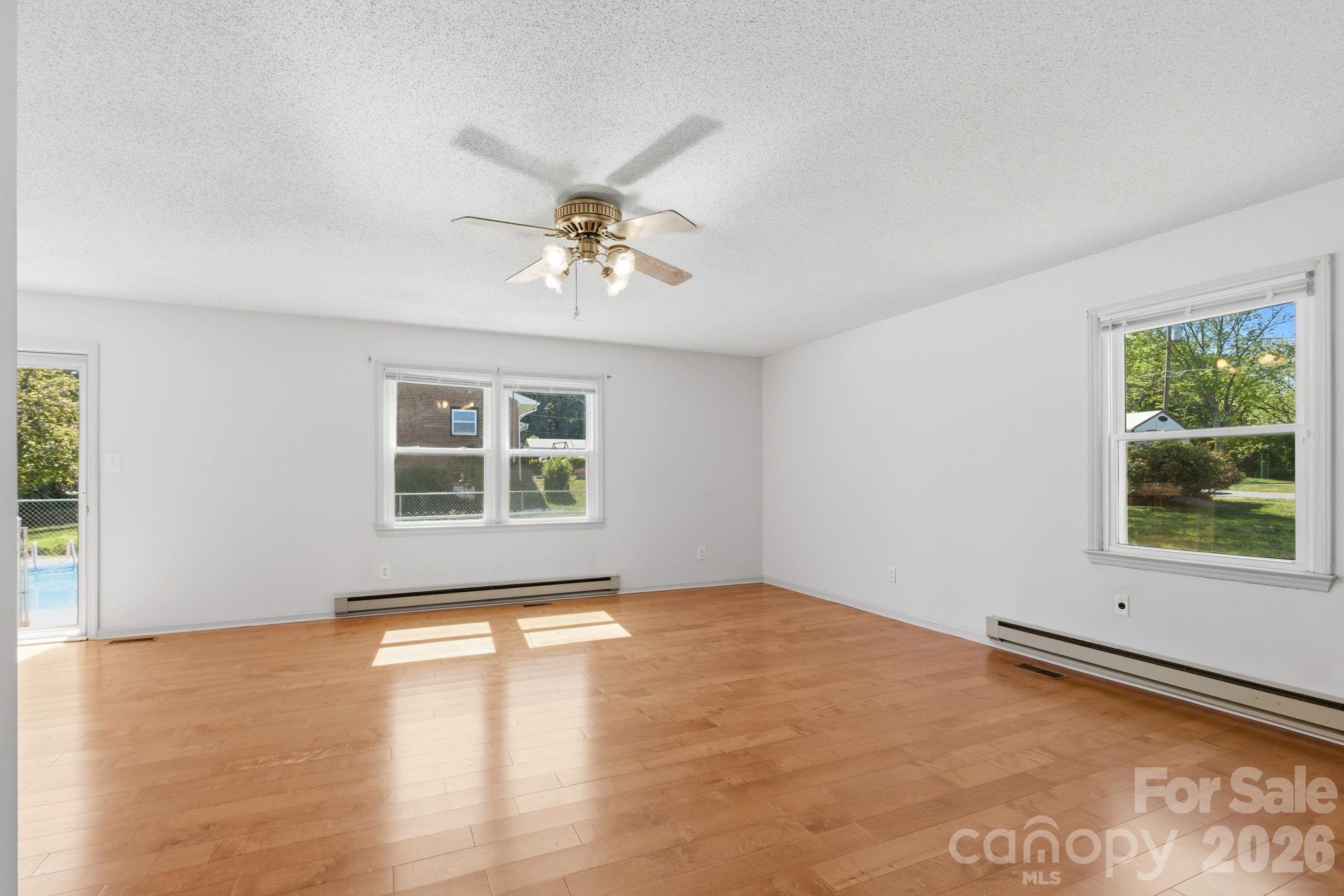 1480 21st Street NE