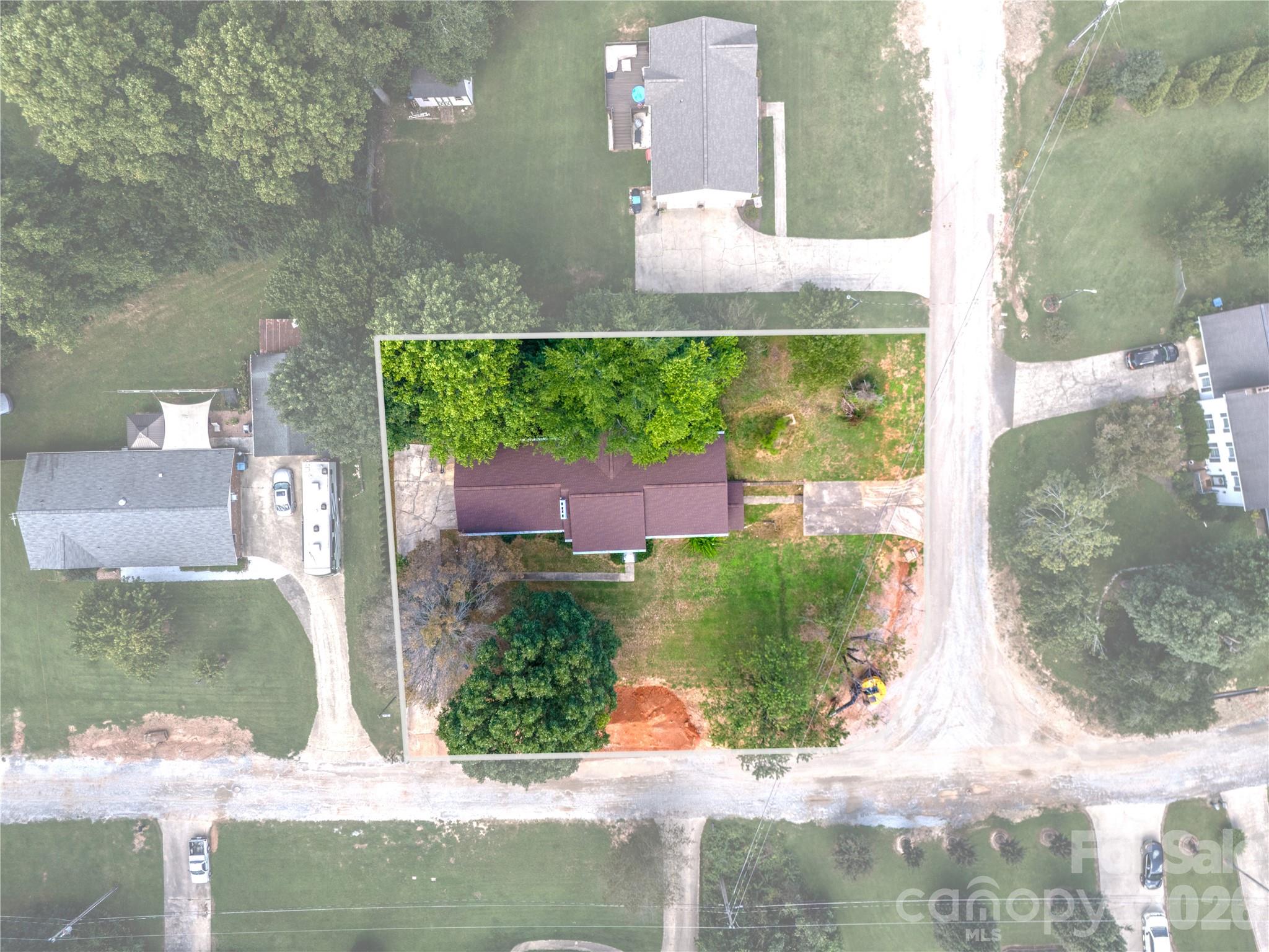 2537 Brentwood Circle