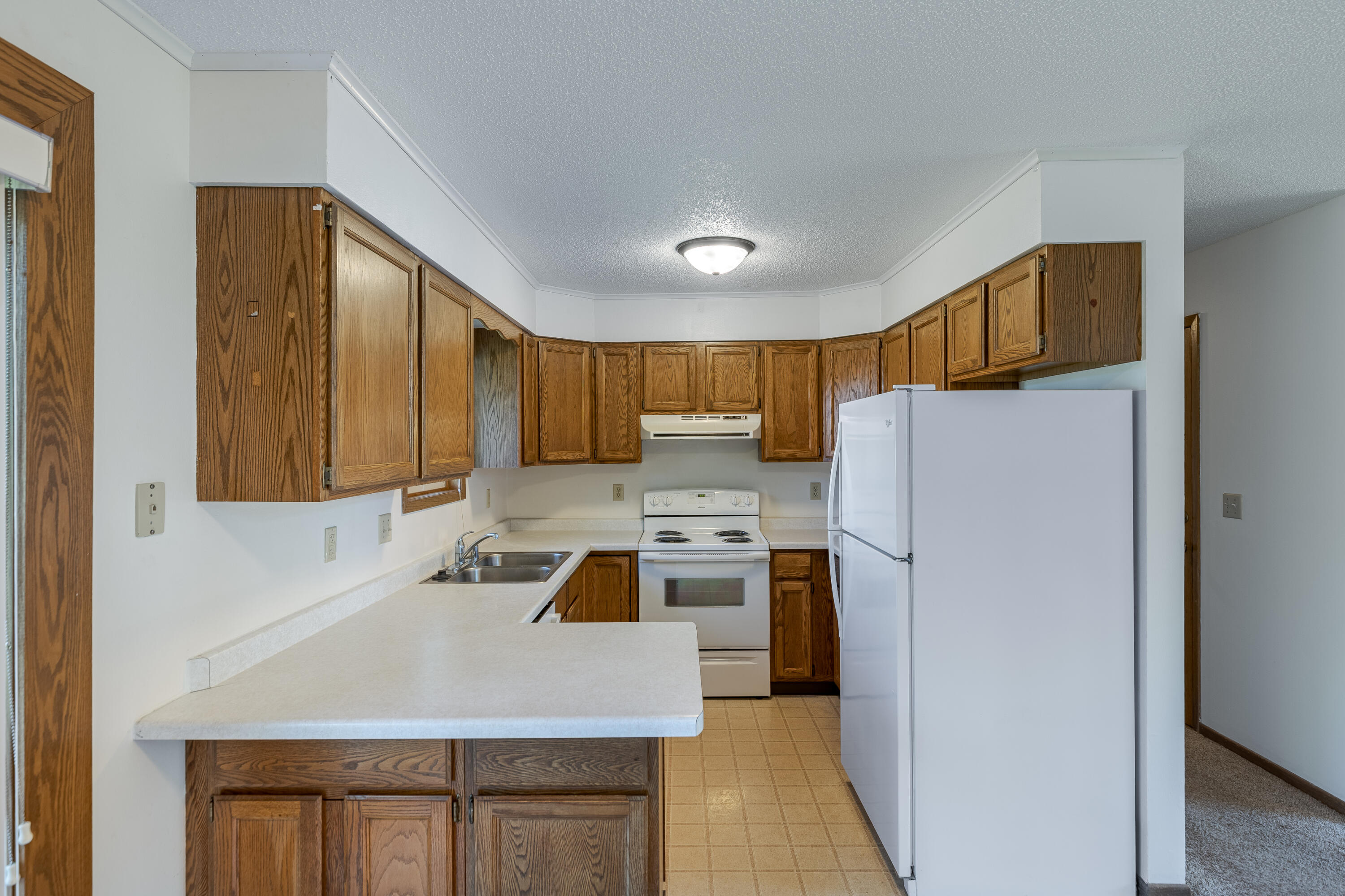 800 Randy Rd, 800 1/2