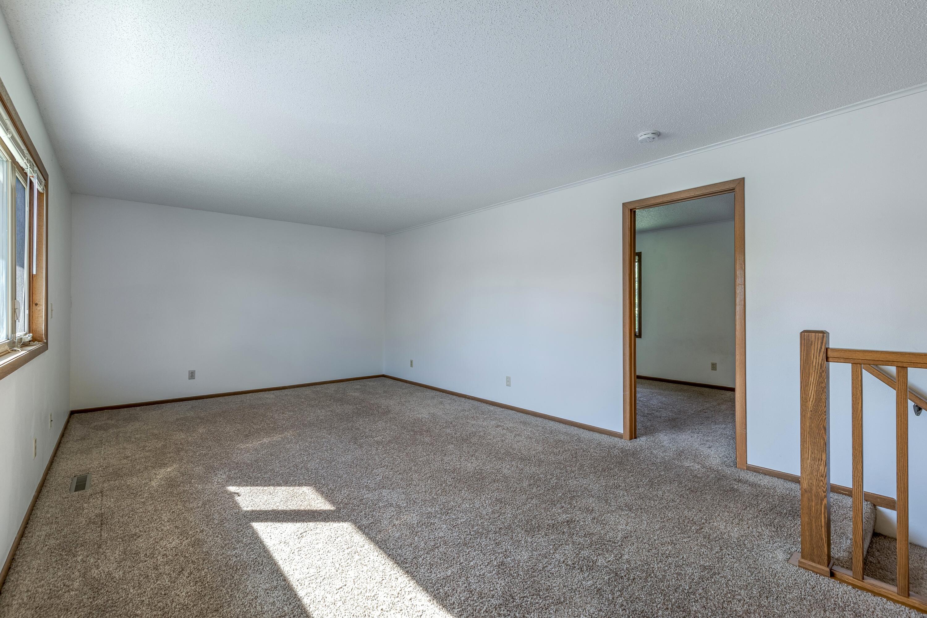 800 Randy Rd, 800 1/2