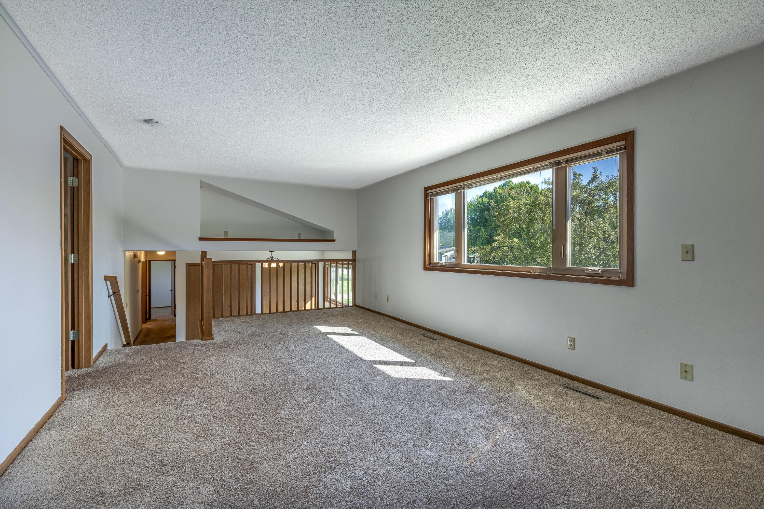 800 Randy Rd, 800 1/2