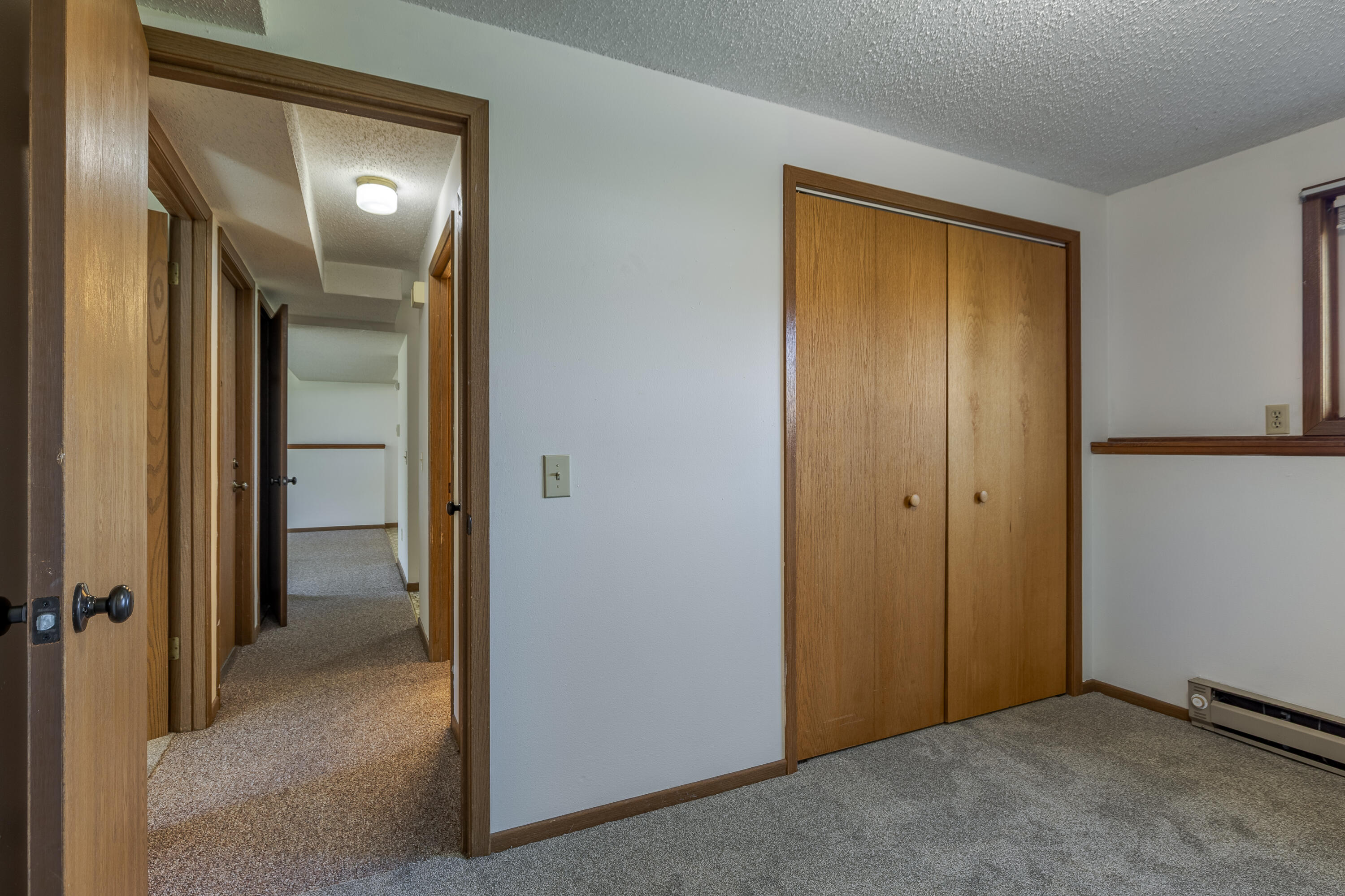 800 Randy Rd, 800 1/2