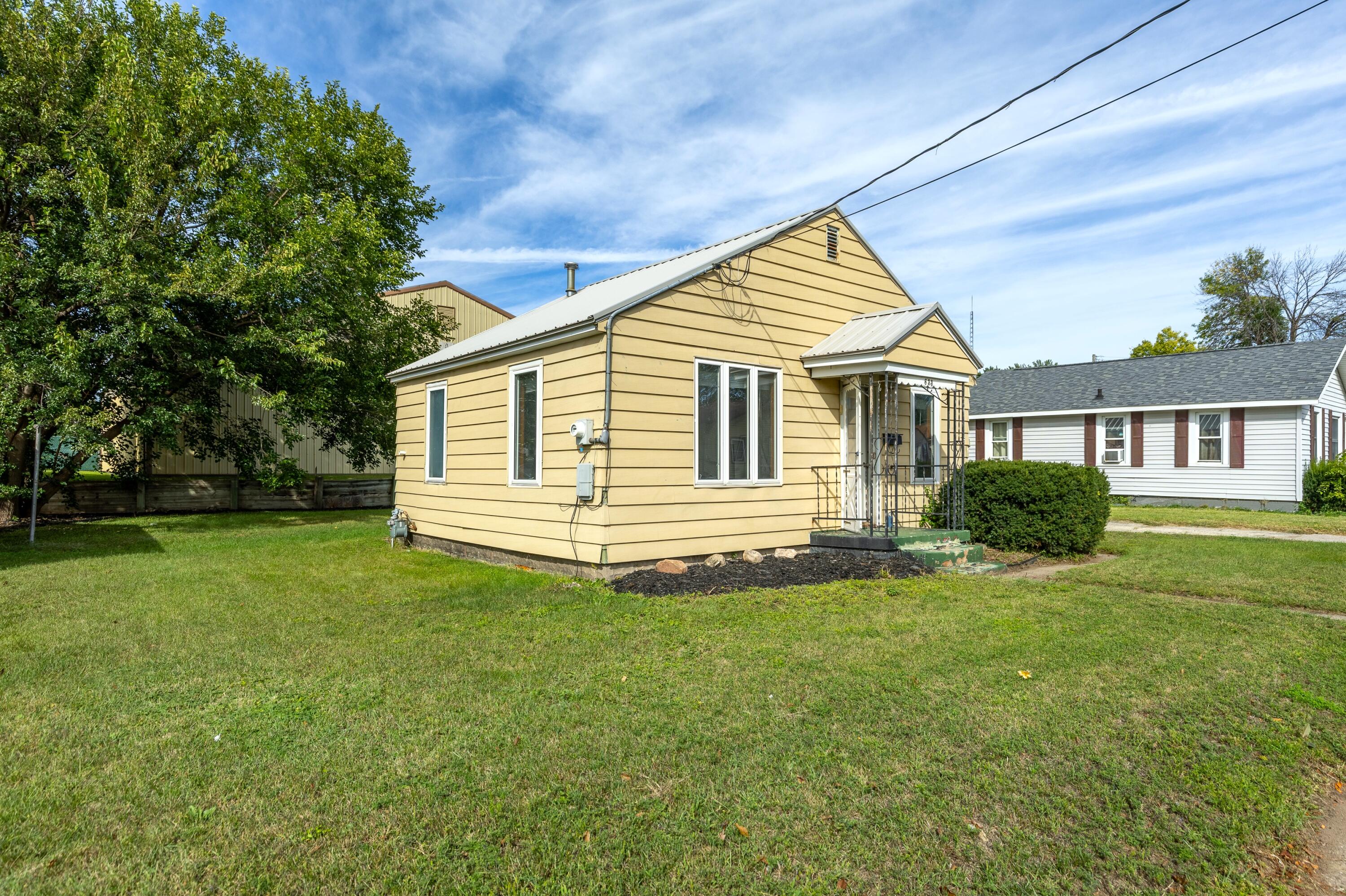 633 Livingston St