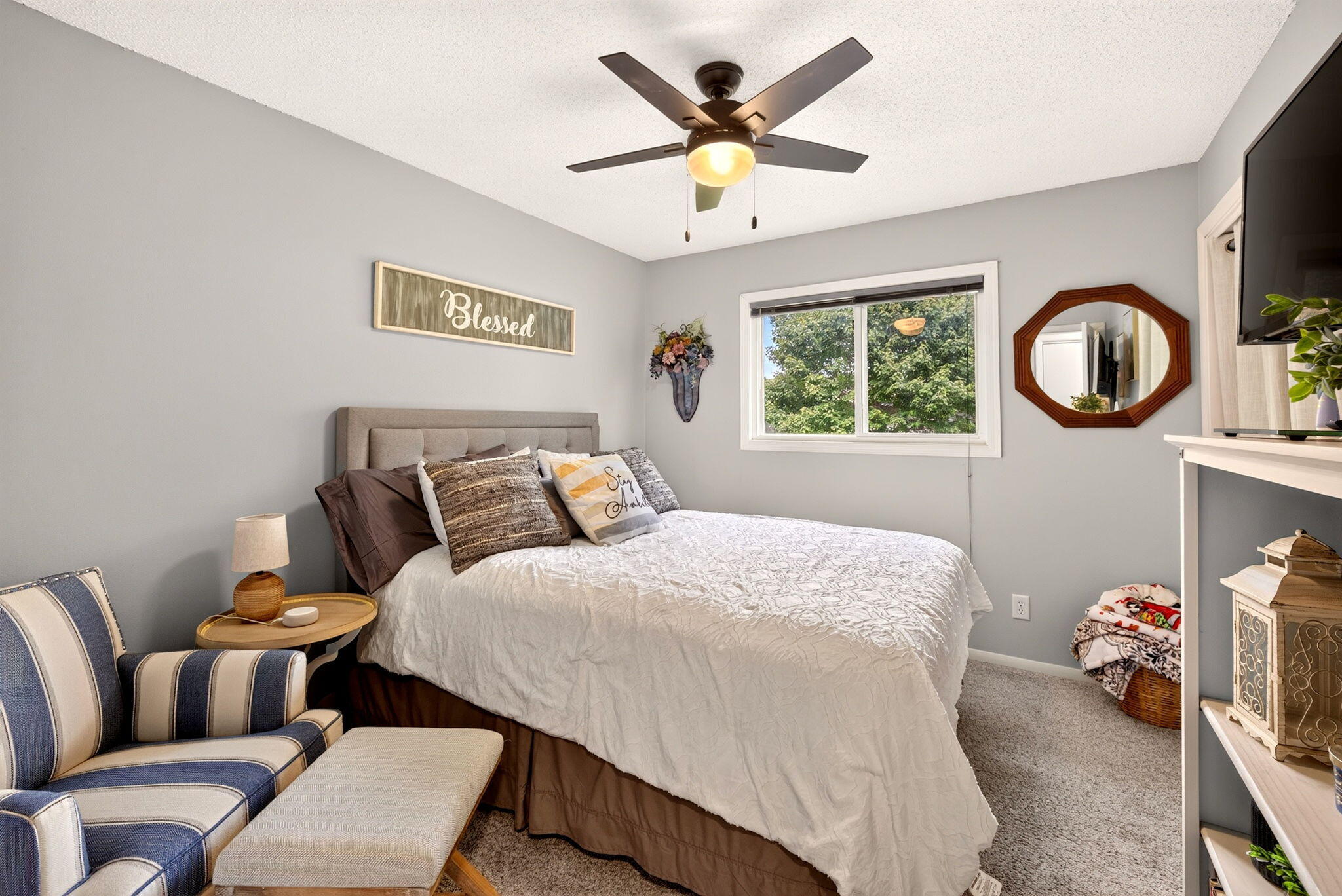 105 Fireside Pl