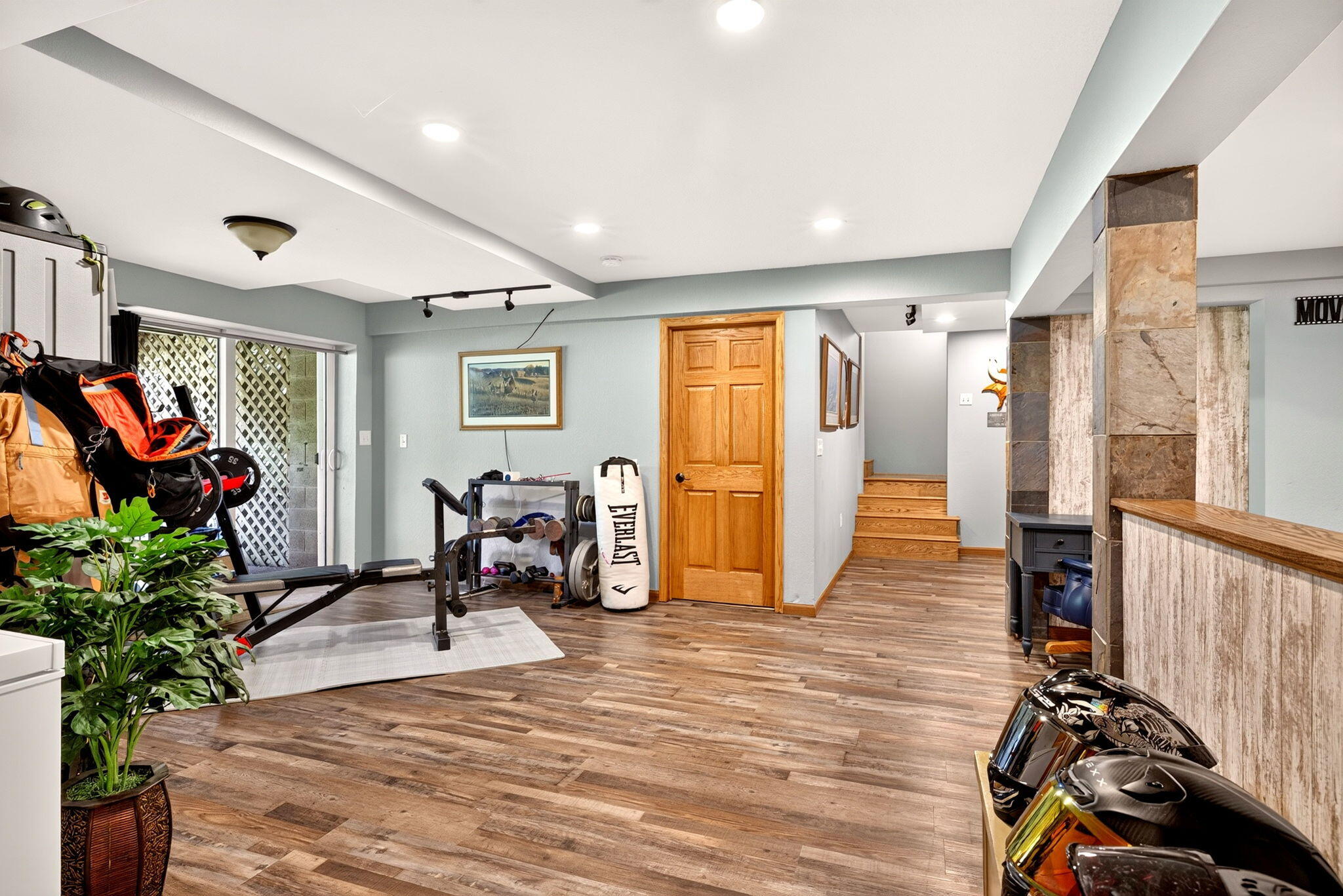 105 Fireside Pl
