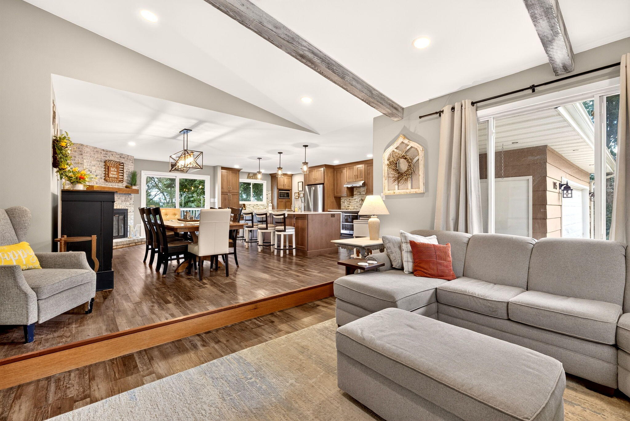 105 Fireside Pl