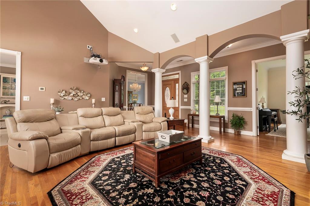 1291 Peoples Creek Road