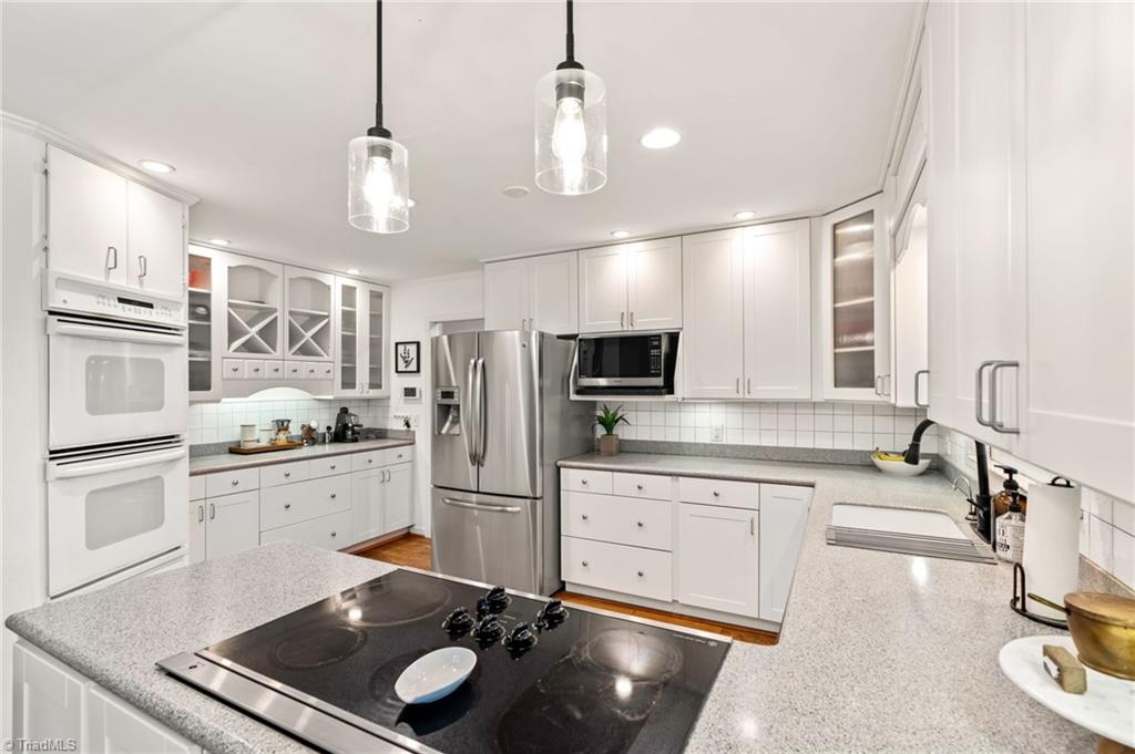 1301 Kensington Court