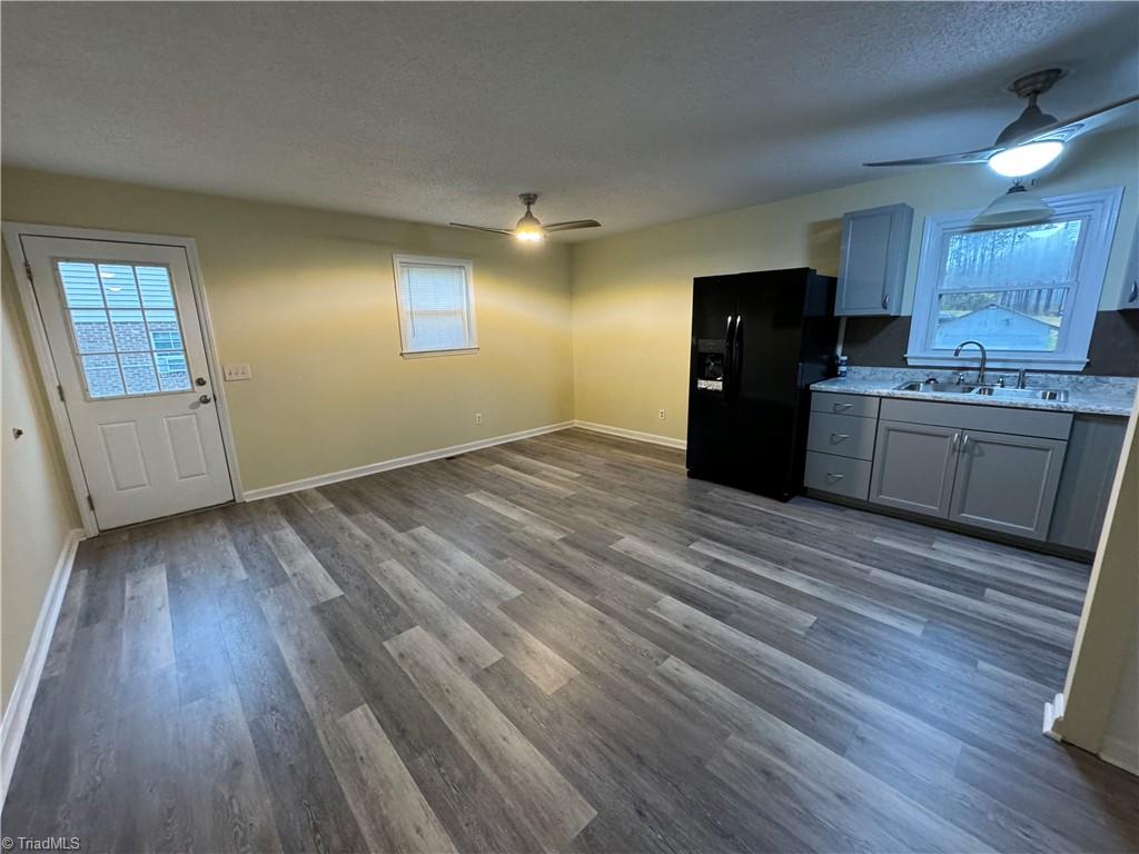 5006 Woodsboro Lane