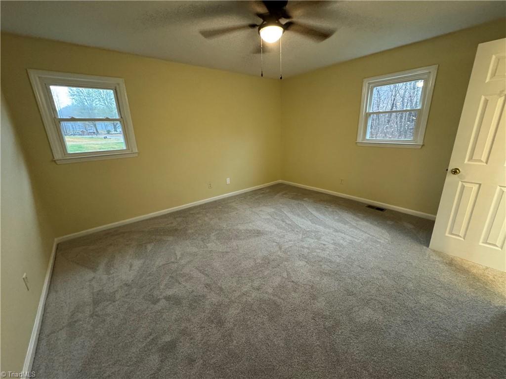 5006 Woodsboro Lane