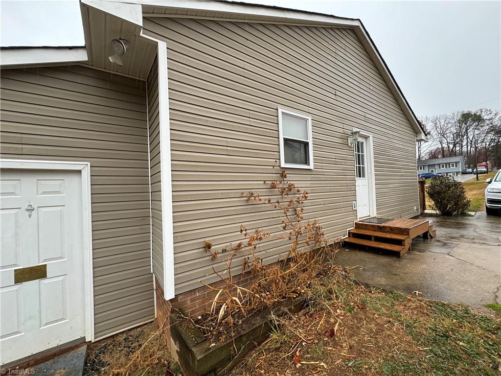 5006 Woodsboro Lane