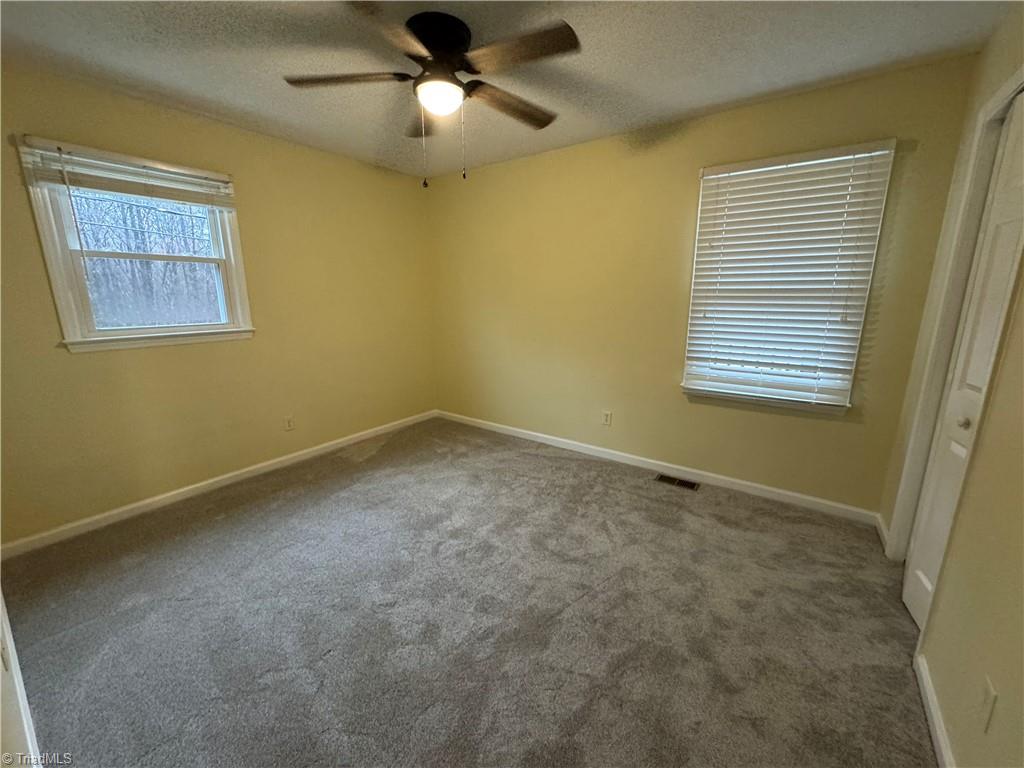 5006 Woodsboro Lane