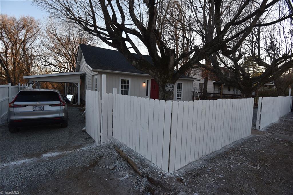 3208 Old Greensboro Road