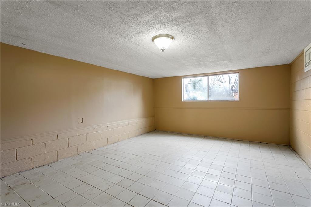 3414 Baxter Road