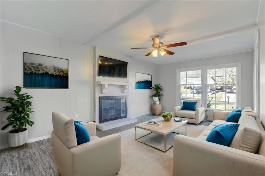 309 W Montcastle Drive