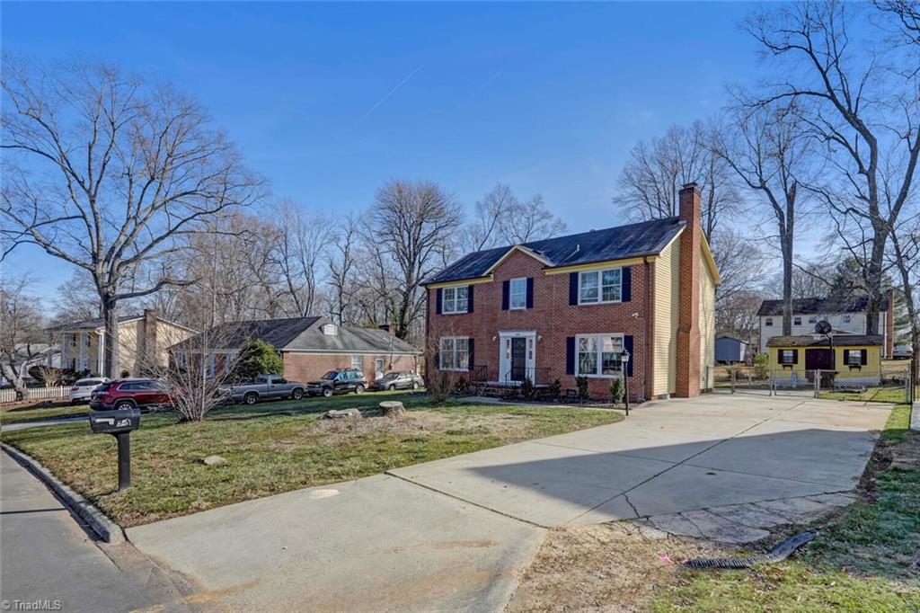 309 W Montcastle Drive
