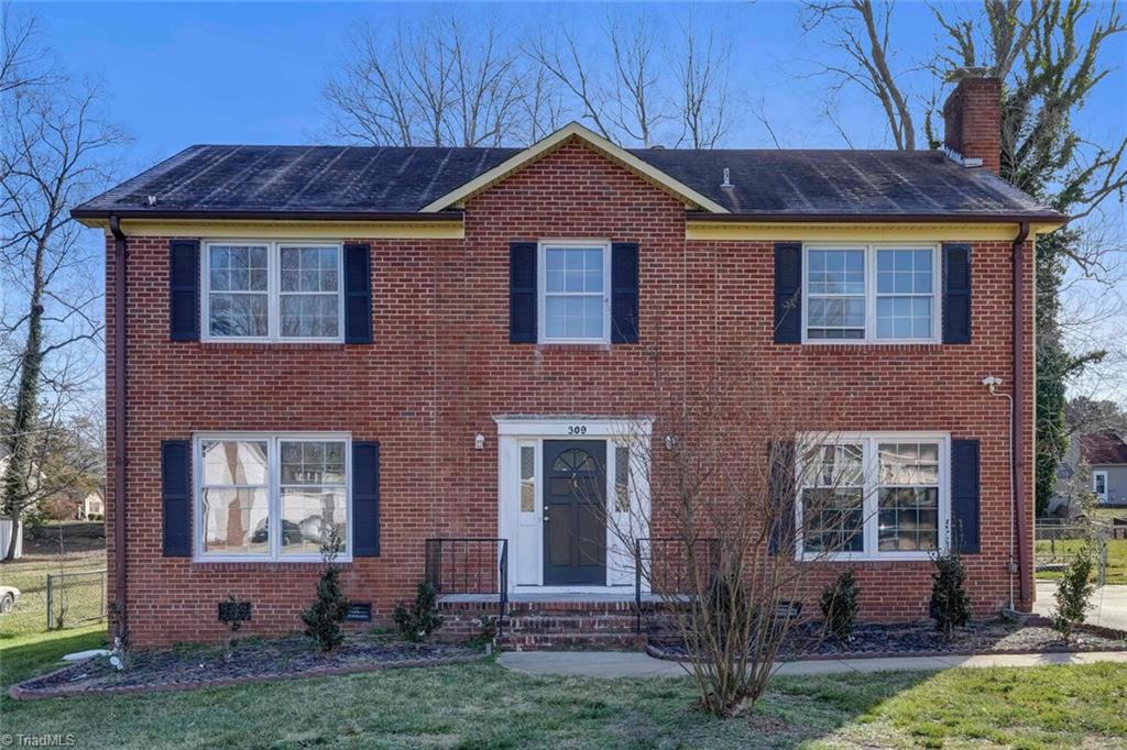 309 W Montcastle Drive