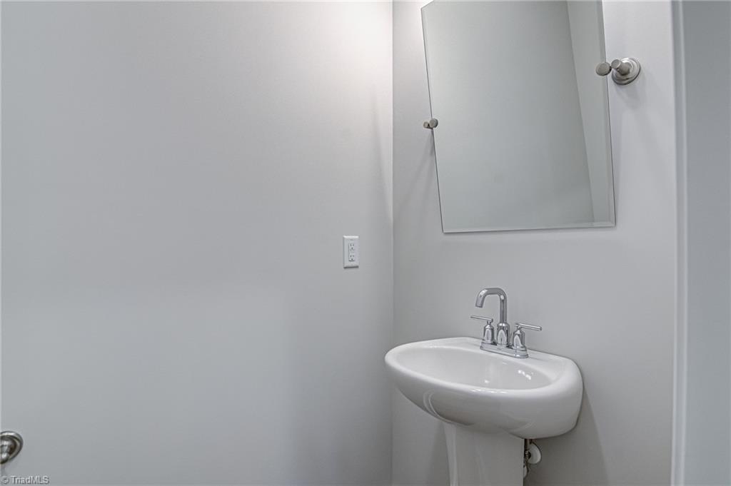 4952 Old Thomasville Road