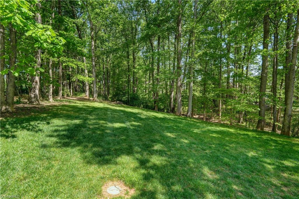 7001 Lake Henson Drive