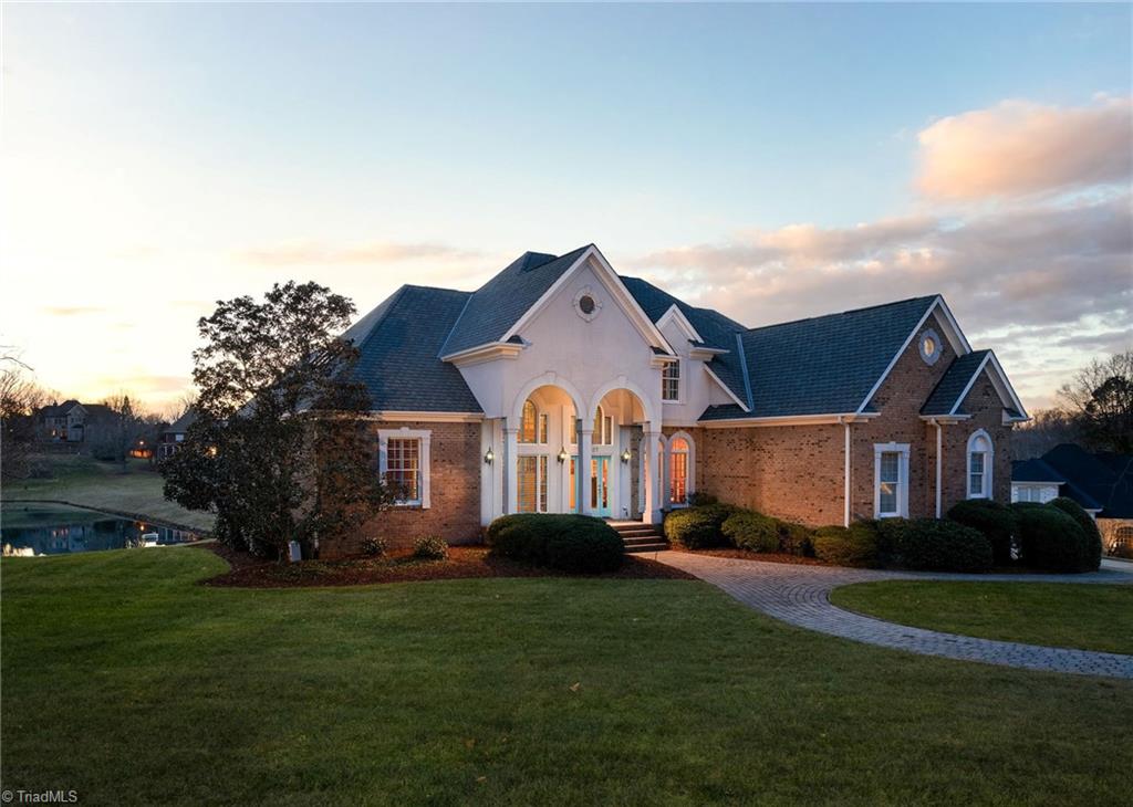 2827 Brennen Lane