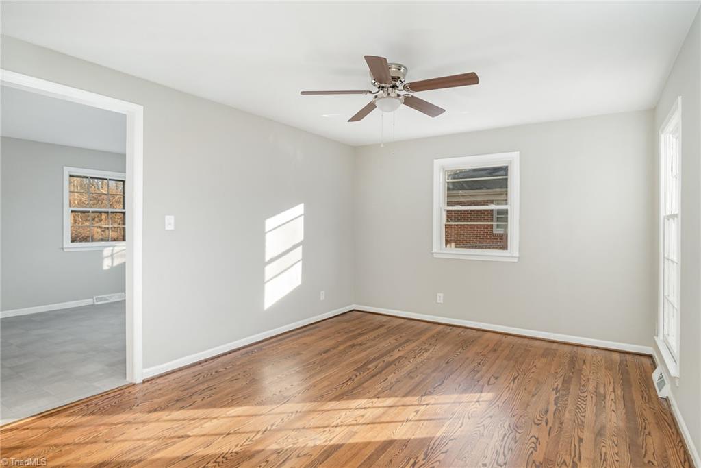 1700 Woodridge Avenue