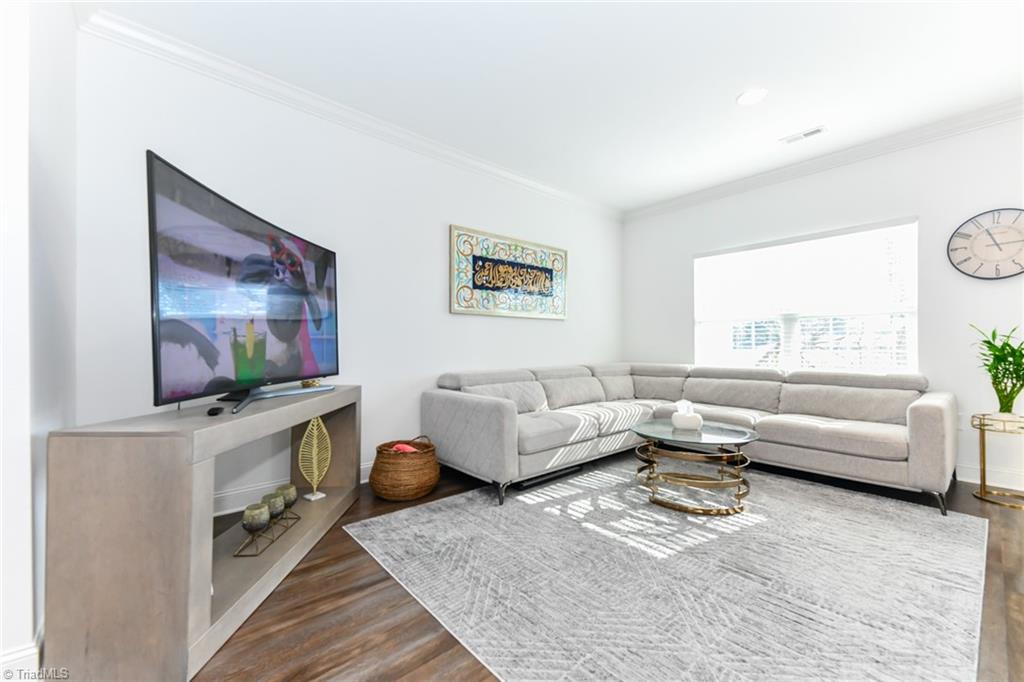 612 Pompano Drive