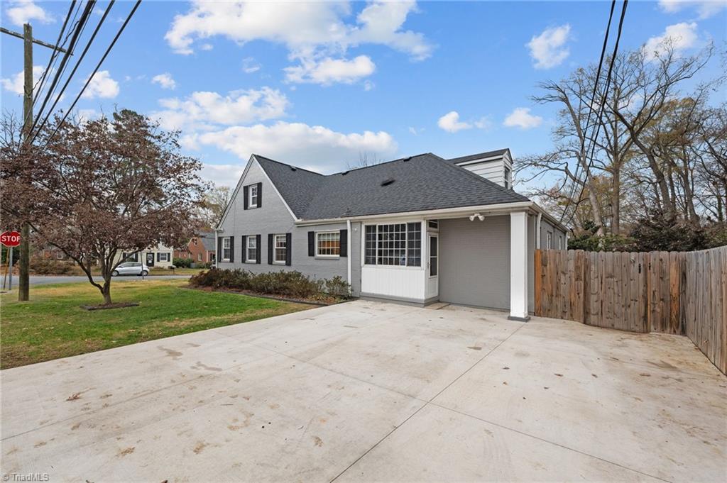 1500 Seminole Drive