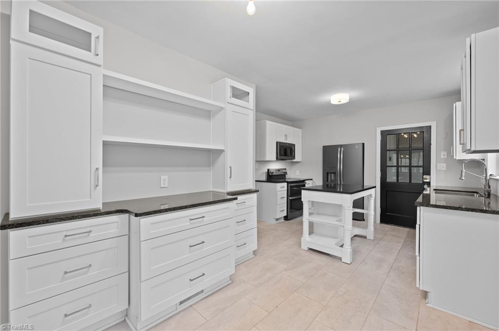 1500 Seminole Drive
