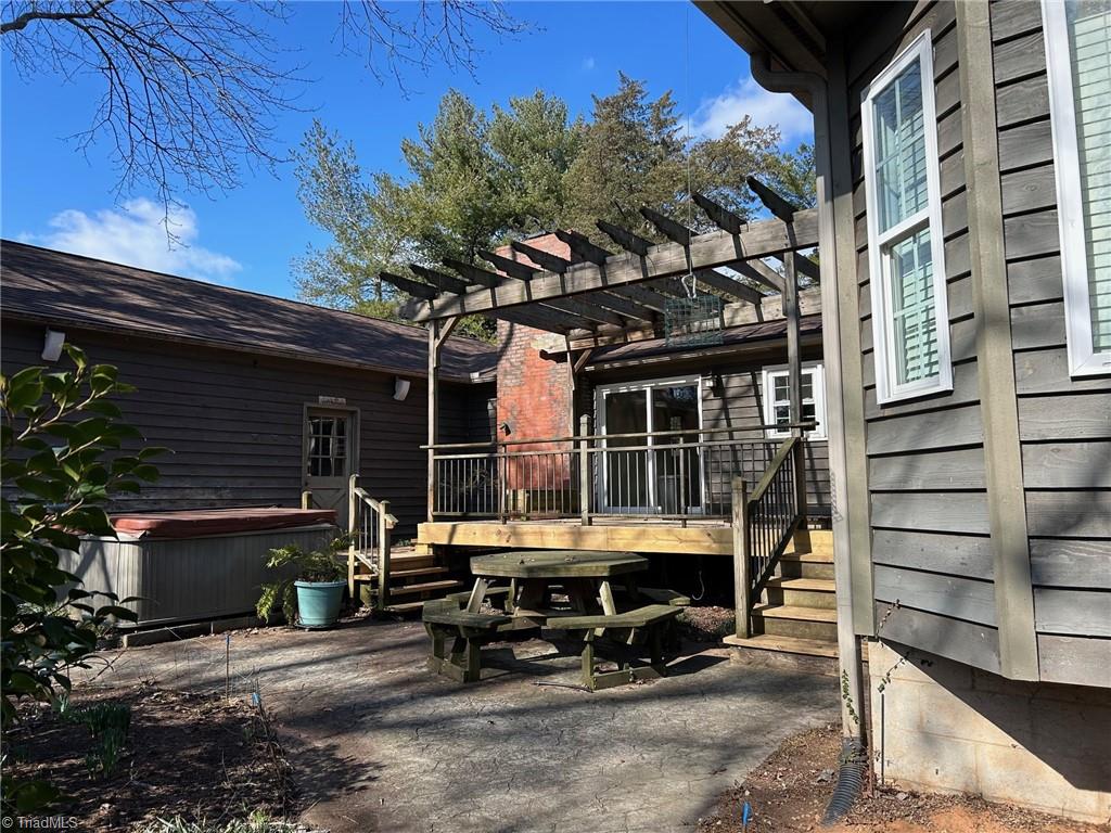 619 Plainfield Road