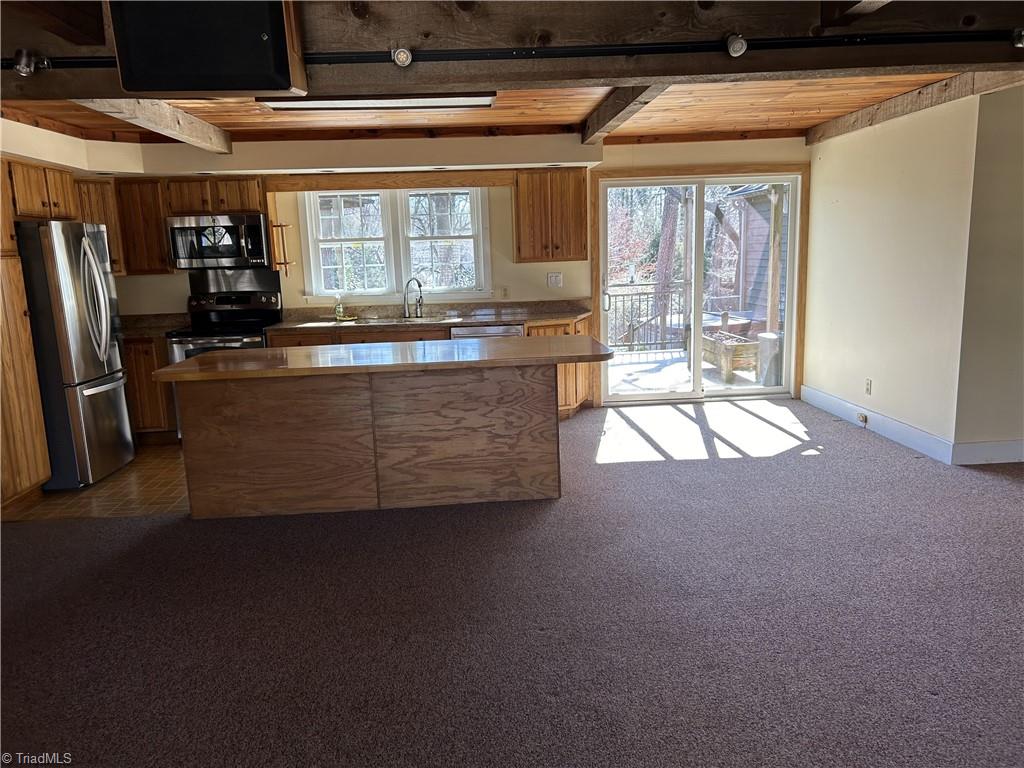 619 Plainfield Road