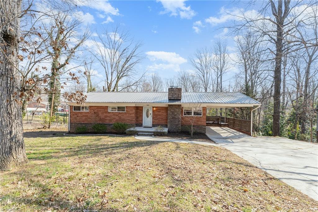 3624 Lakeshore Drive