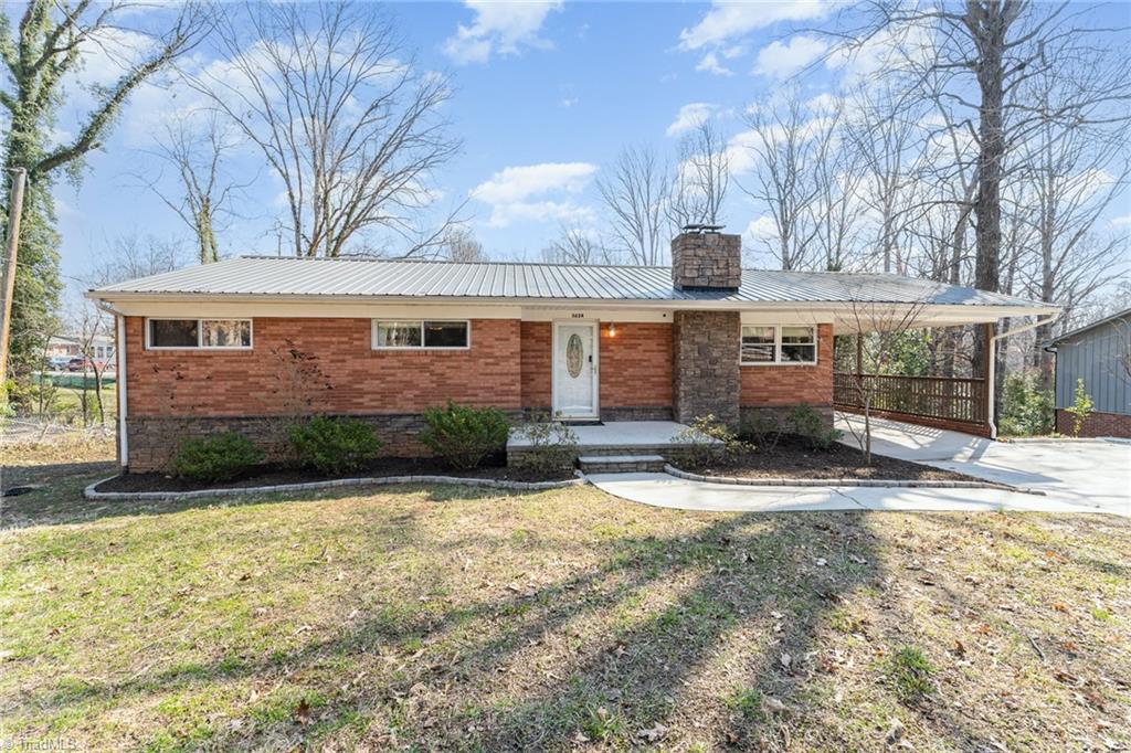 3624 Lakeshore Drive