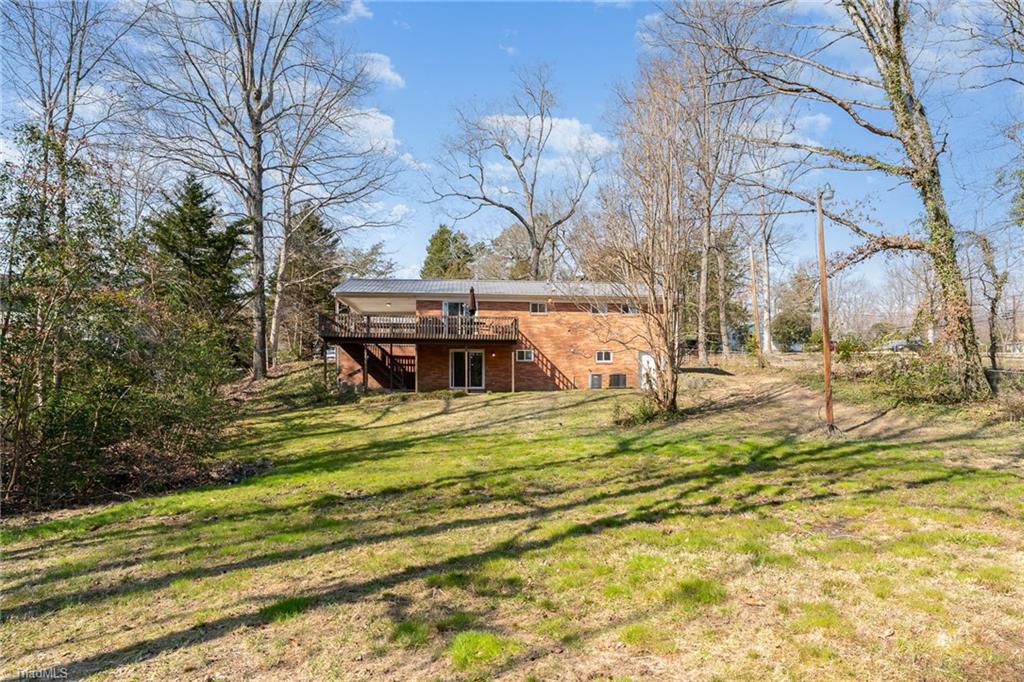 3624 Lakeshore Drive