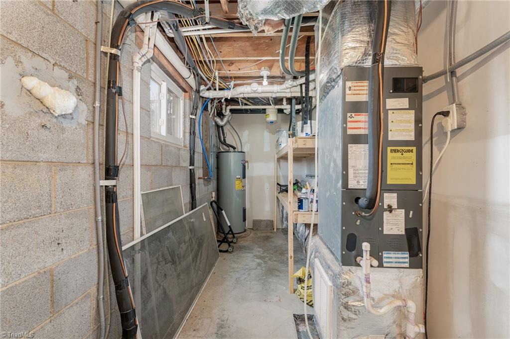 3624 Lakeshore Drive