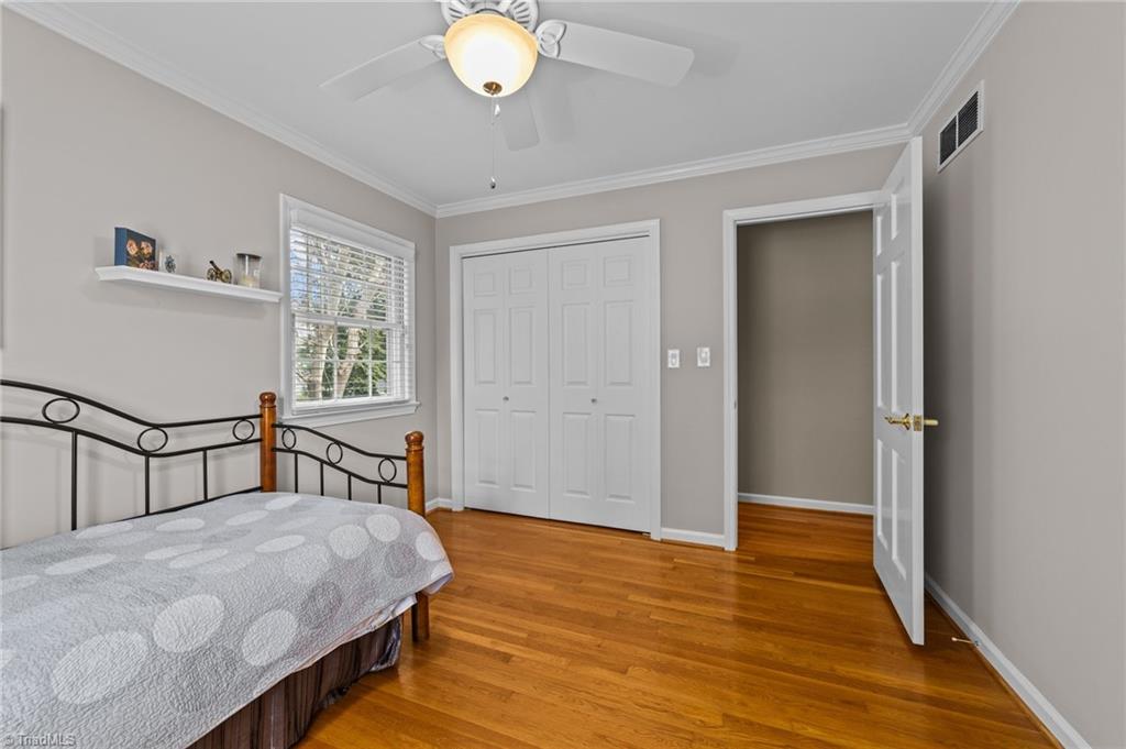 2801 Northampton Drive