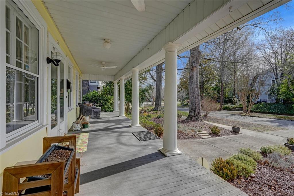 406 W Bessemer Avenue
